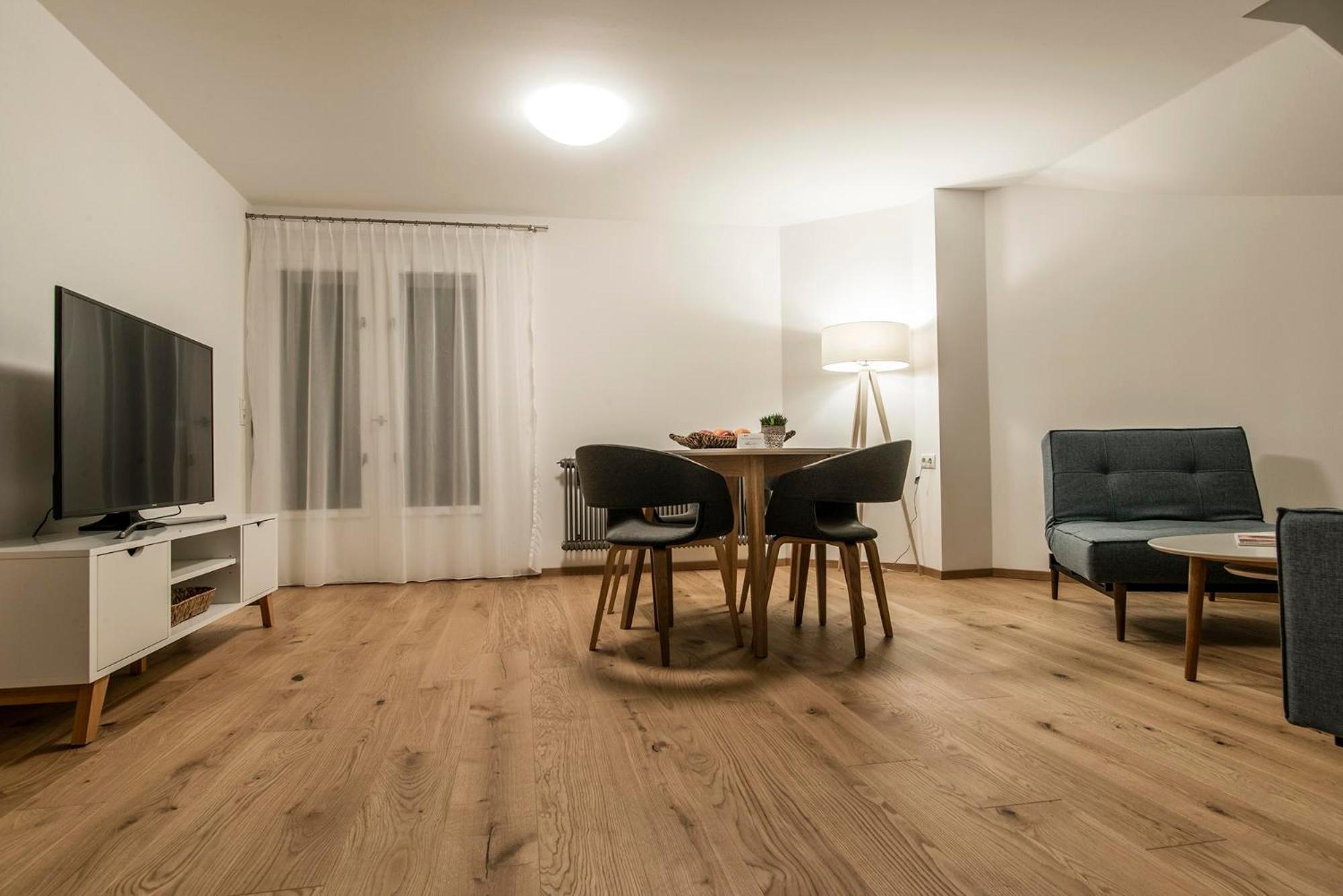 Haus Kapell Apartment Schruns Bagian luar foto